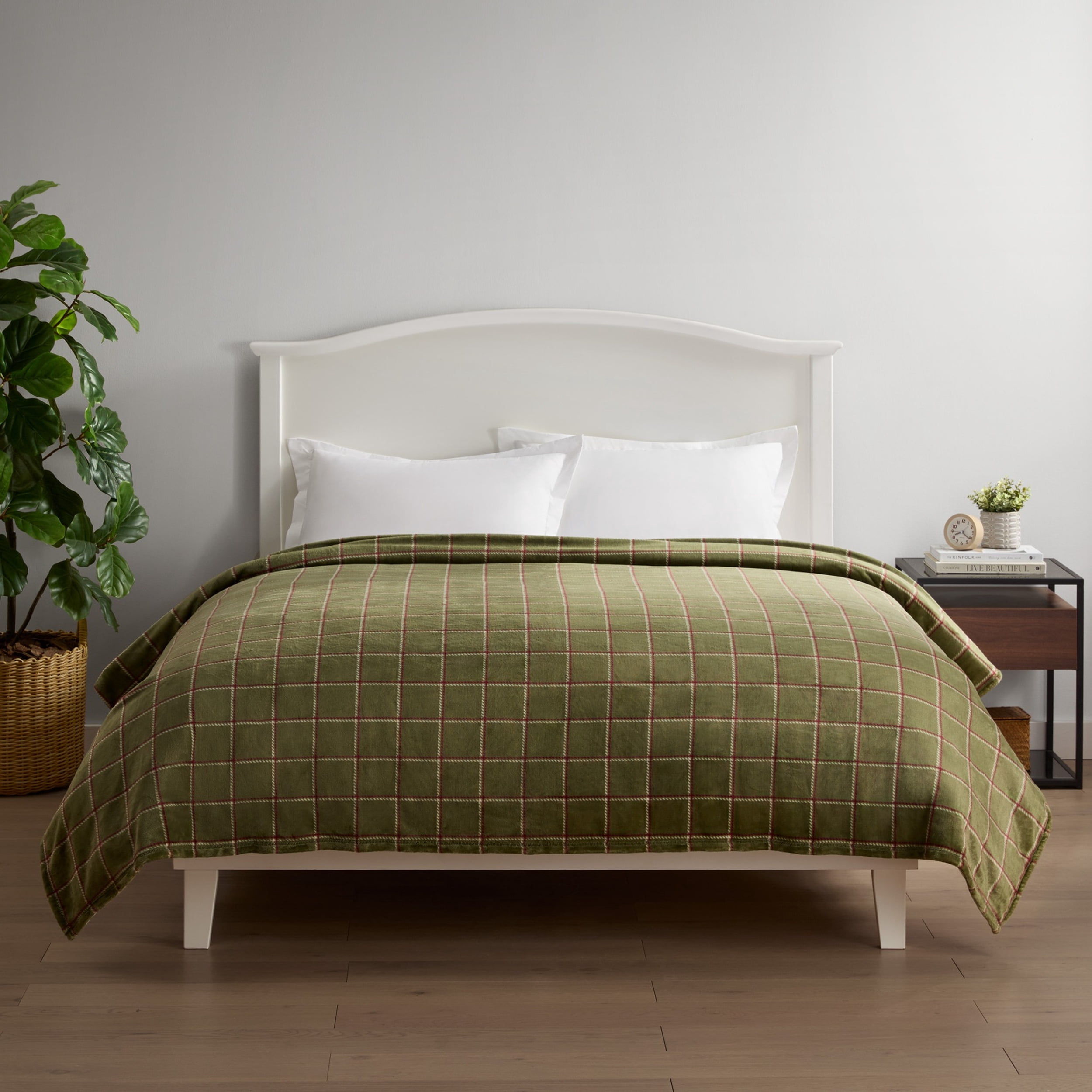 Mainstays Velvet Plush Bed Blanket, Green Check, King Size