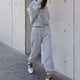 thumbnail image 4 of Conjunto de chándal de mujer otoño-invierno 2025: sudadera con capucha de manga larga y pantalones holgados, mezcla de algodón, ropa informal/deportiva, tallas S-XL., 4 of 8