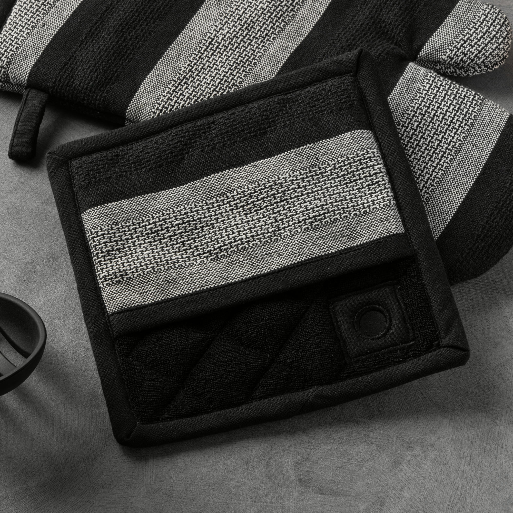 Thyme & Table Kitchen Set - Oven Mitt, Potholder, Mini Mitt, Bold Stripe