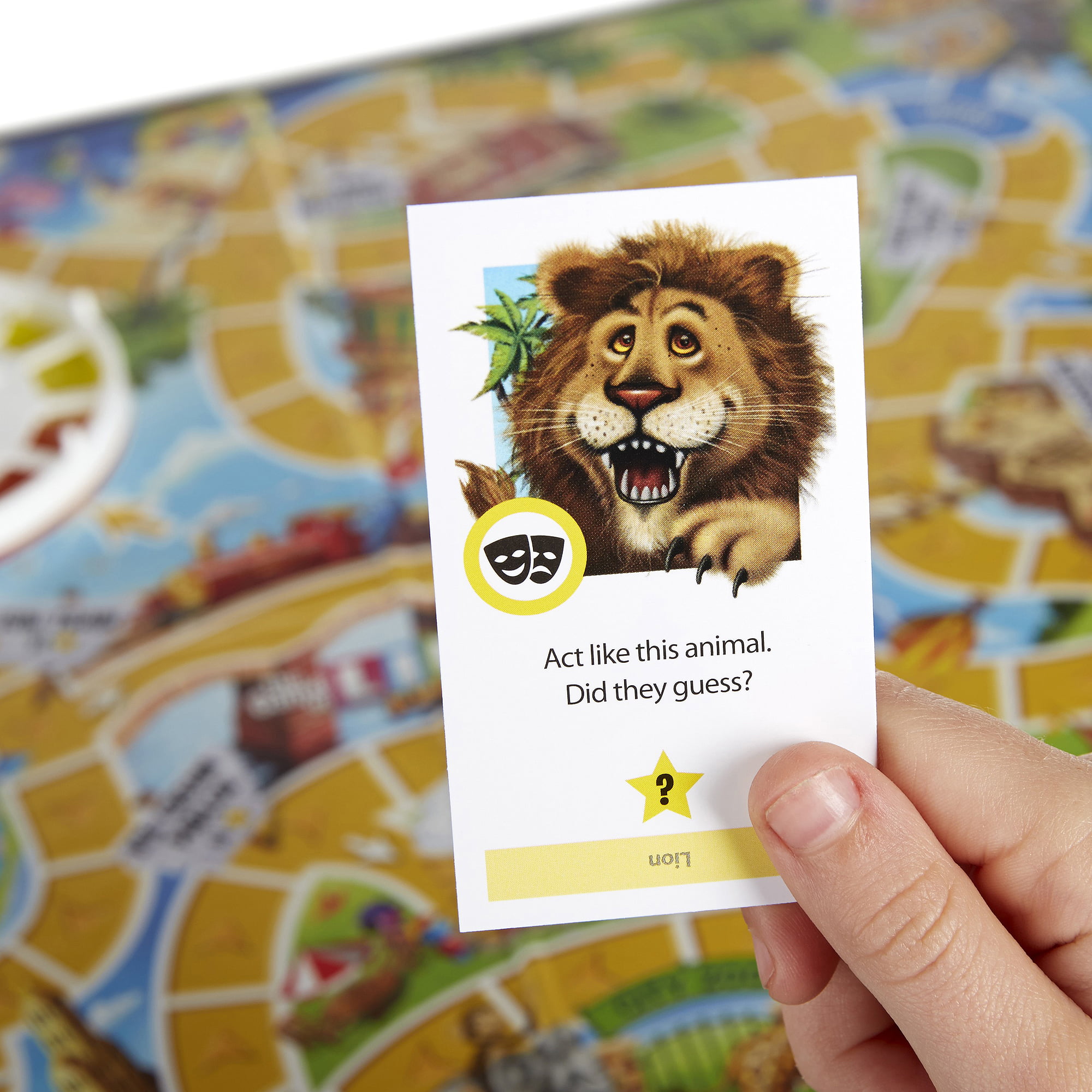 the Game of Life Junior Board Game, Game for Kids Ages 5 and up, for 2-4  Players 