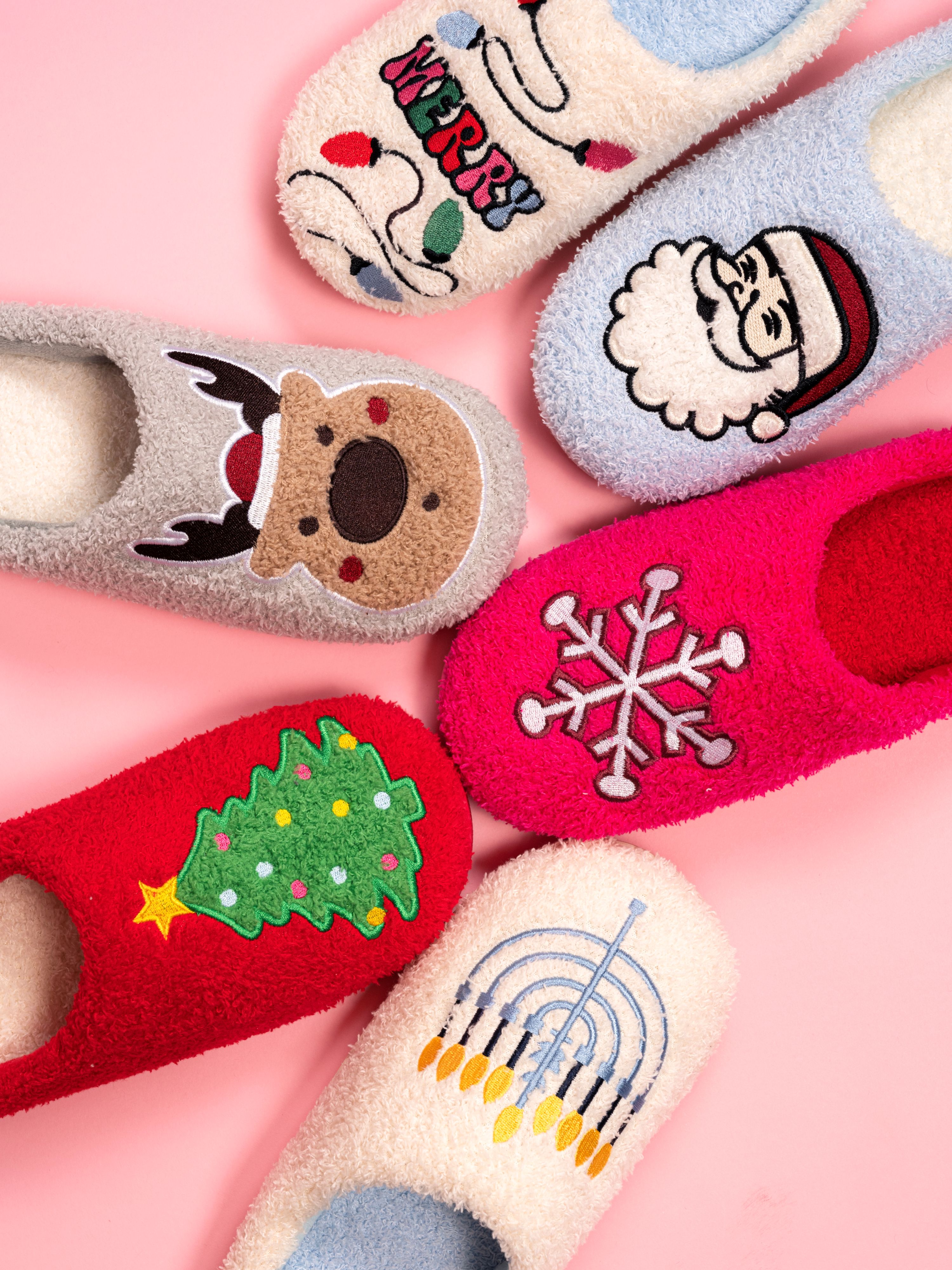 MUK LUKS Women's Cozy Holiday Clog Slipper