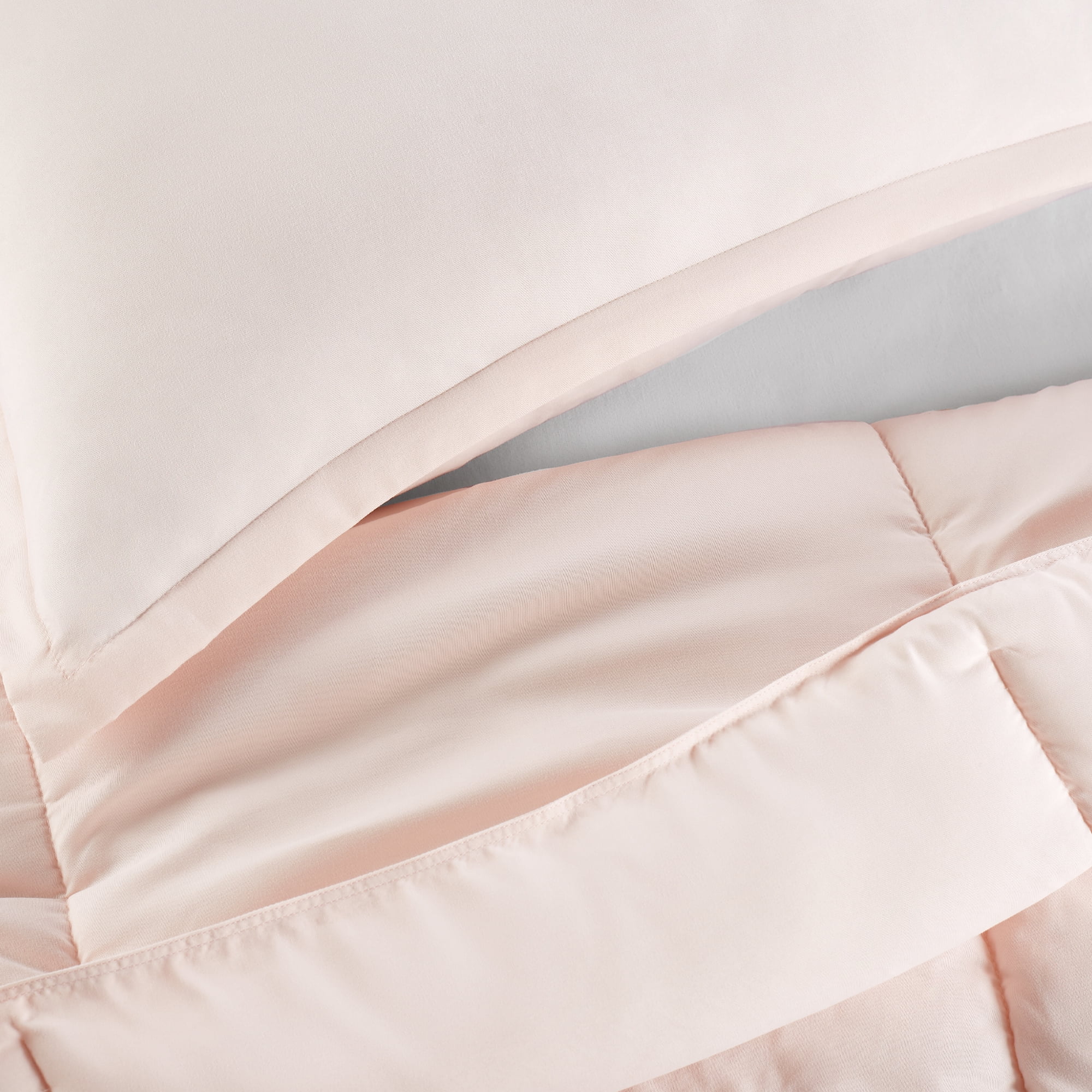 Serta Simply 3-Piece Clean Antimicrobial Blush Pink Comforter Set, King