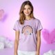 thumbnail image 3 of Playera Blusa De Mamá Estilo Arcoiris – Amor, Arcoíris y Corazones en Cada Suspiro Color Lila Talla Grande Marca Emil SaEs, 3 of 4