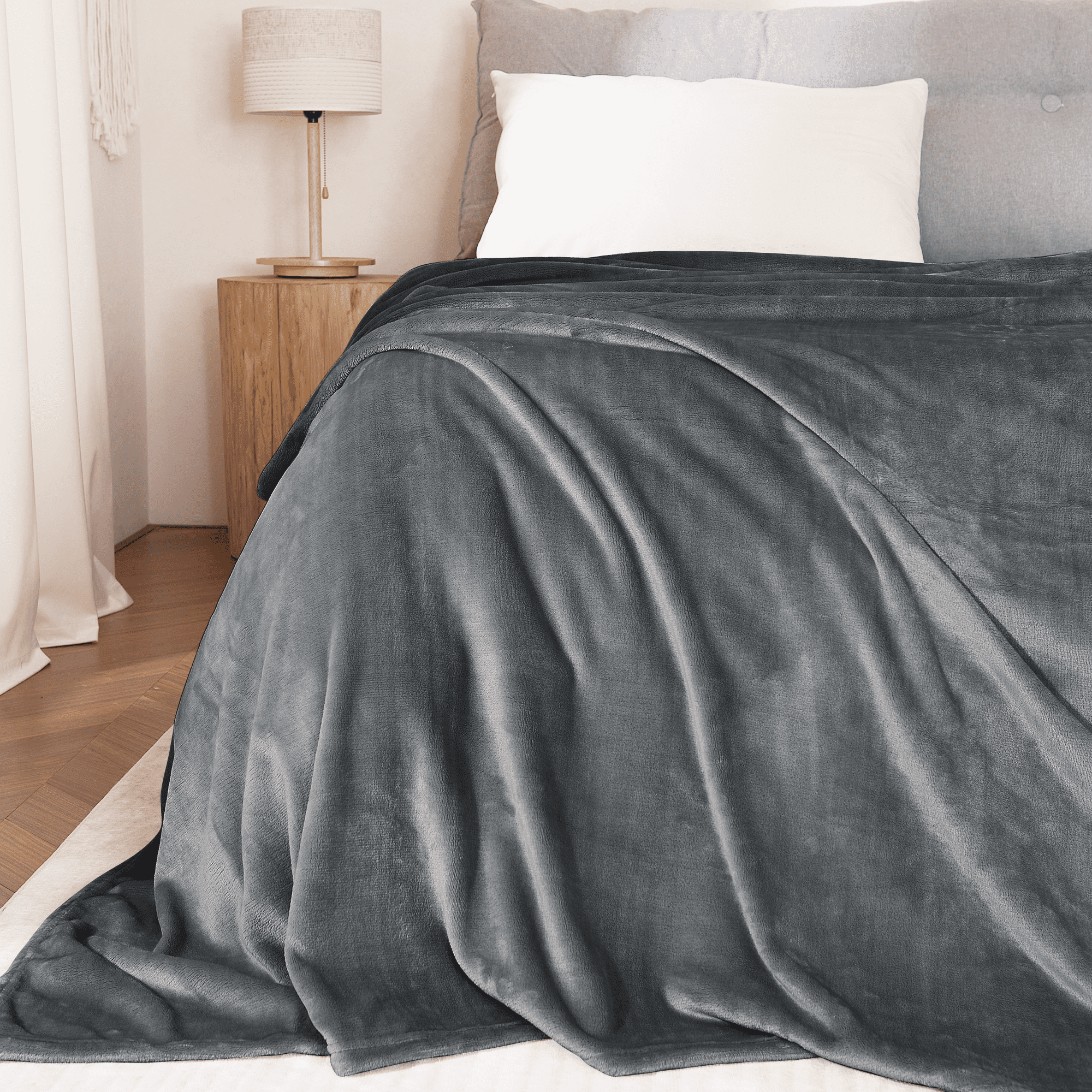 NICETOWN Fleece Throw Blanket for Couch Lightweight Plush Fuzzy Cozy Soft Blankets and Throws for Sofa/Bed/Travel/Camping, 50" x 60", Dark Grey