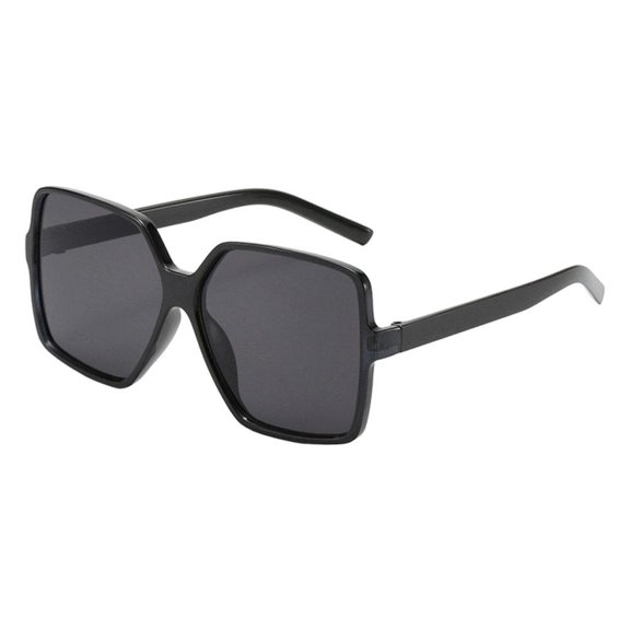 Oversized Square Sunglasses for Women, Fashion Large Frame Shades with UV400 Protection, Lightweight Trendy Eyewear for Travel, Beach & Daily Wear(Black)