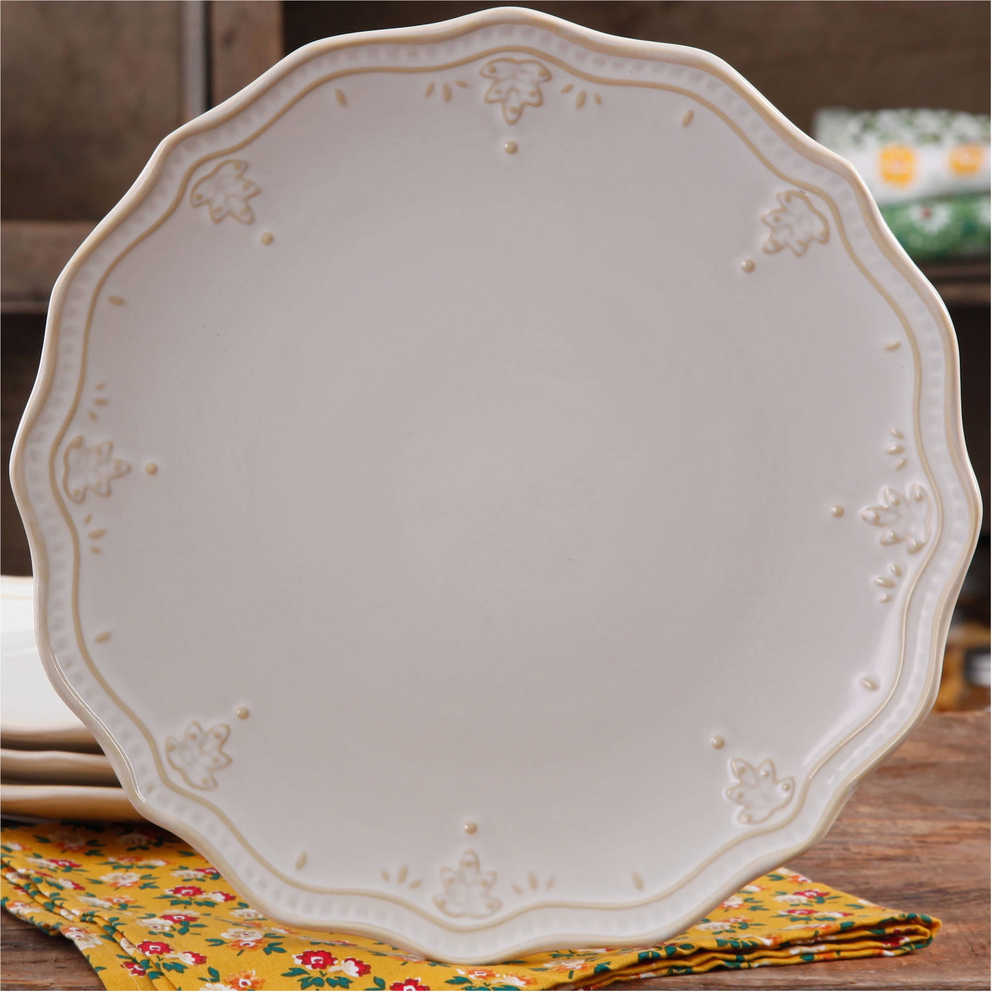The Pioneer Woman Farmhouse Stoneware 10.75" Linen Lace Dinner Plate