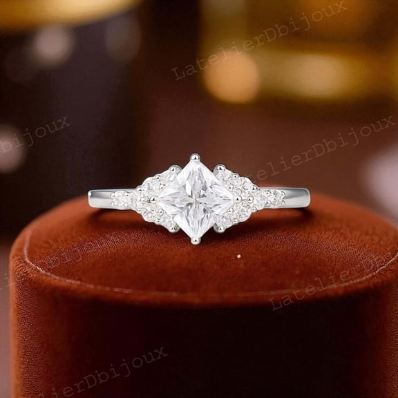 LATELIERDBIJOUX Art Deco 1CT Princess Cut Moissanite Engagement Ring For Women, Birthday Gits For Love