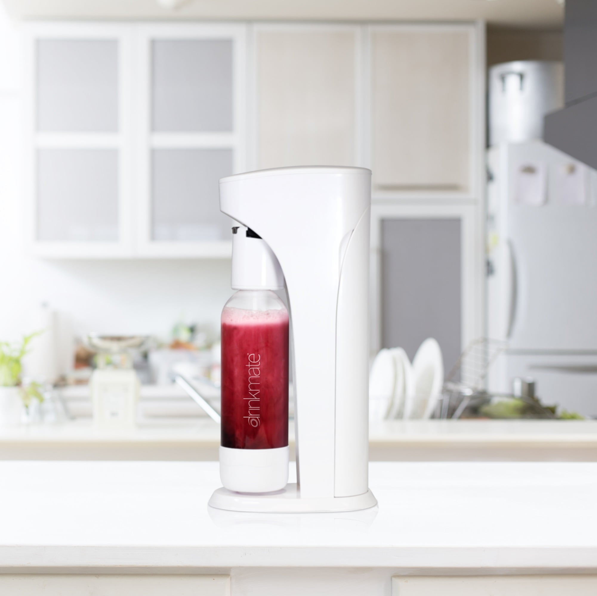 Free Shipping! Drinkmate Sparkling Water and Soda Machine