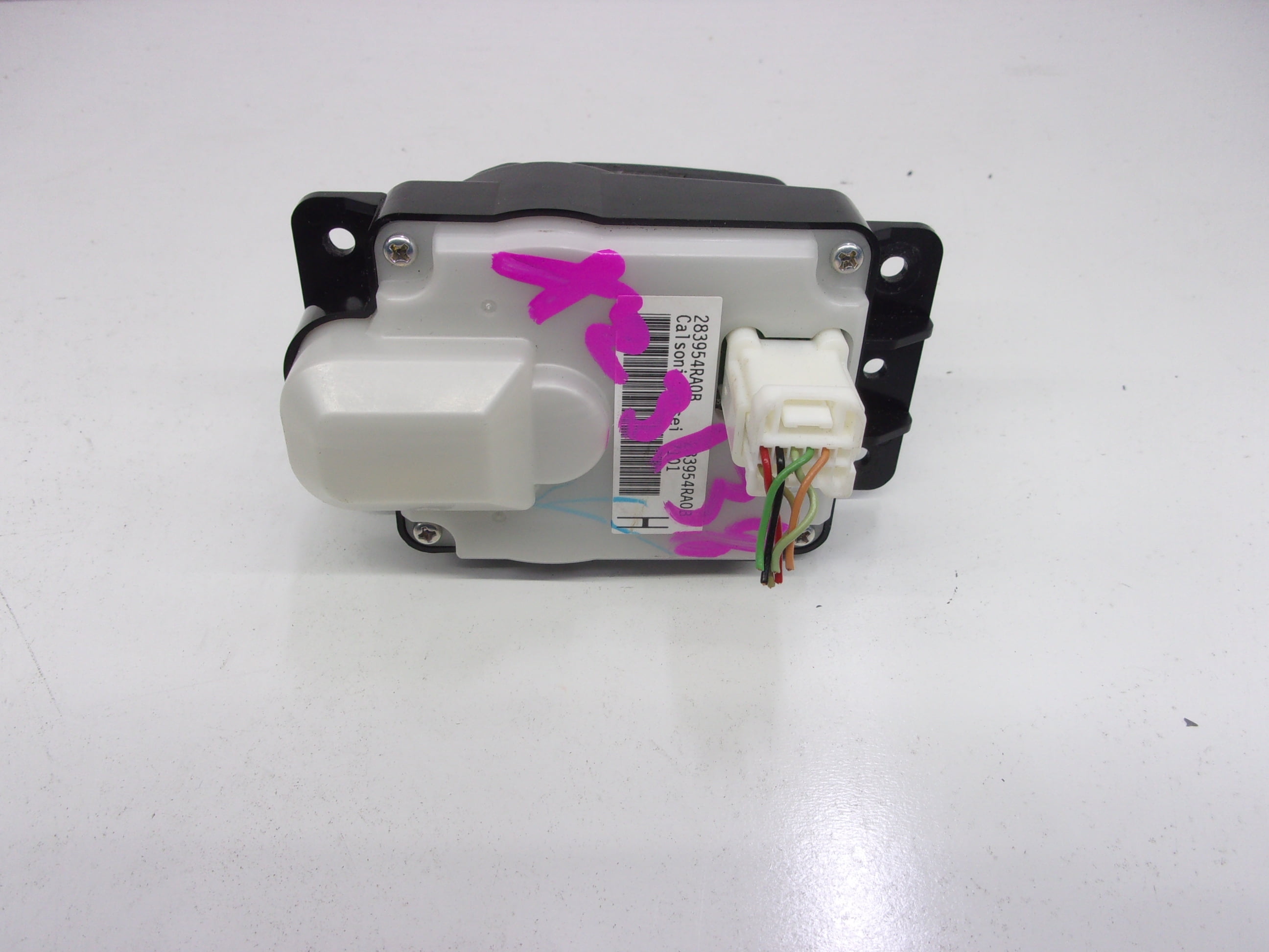 Pre-Owned 2016-2022 Nissan Maxima Navigation Radio Controller ID 283954RA0B OEM - Verify Specific Vehicle Fitment In Description - (Good)