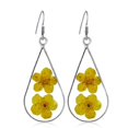 thumbnail image 1 of Colección de 4 pares de pendientes de lágrima de flores prensadas, pendientes de flores silvestres prensadas de encaje, colgante de gota, regalo para mujer, 1 of 5