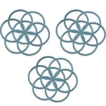 thumbnail image 1 of Salvamanteles de silicona livianos, tapetes multifuncionales resistentes al calor para proteger mesas y encimeras, fáciles de guardar, color blanco (2 piezas), 1 of 5