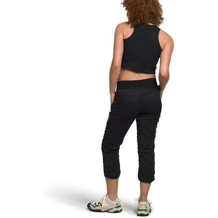 Pre-Owned Women s Aphrodite 2.0 FlashDry™ Capri Pants Color: TNF Black Size: L