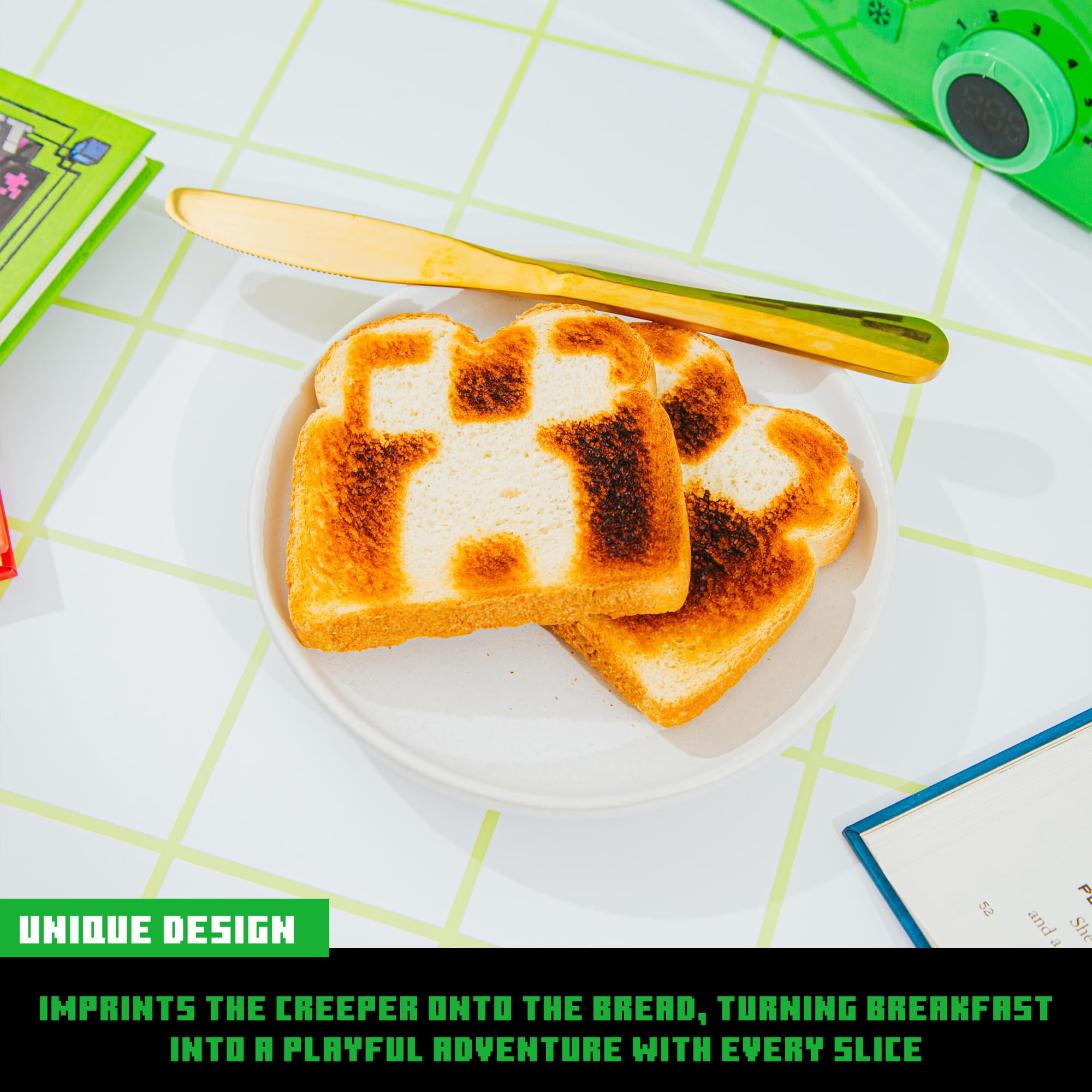 Minecraft Green Creeper 2-Slice Toaster, Green with Wide Slots