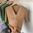 thumbnail image 1 of Pull Femme Manches Courtes Col en V Rayé Tricoté Ajusté Mode Coréenne Pull-Overs Hauts Fins 2024 Chemises de Base, 1 of 6