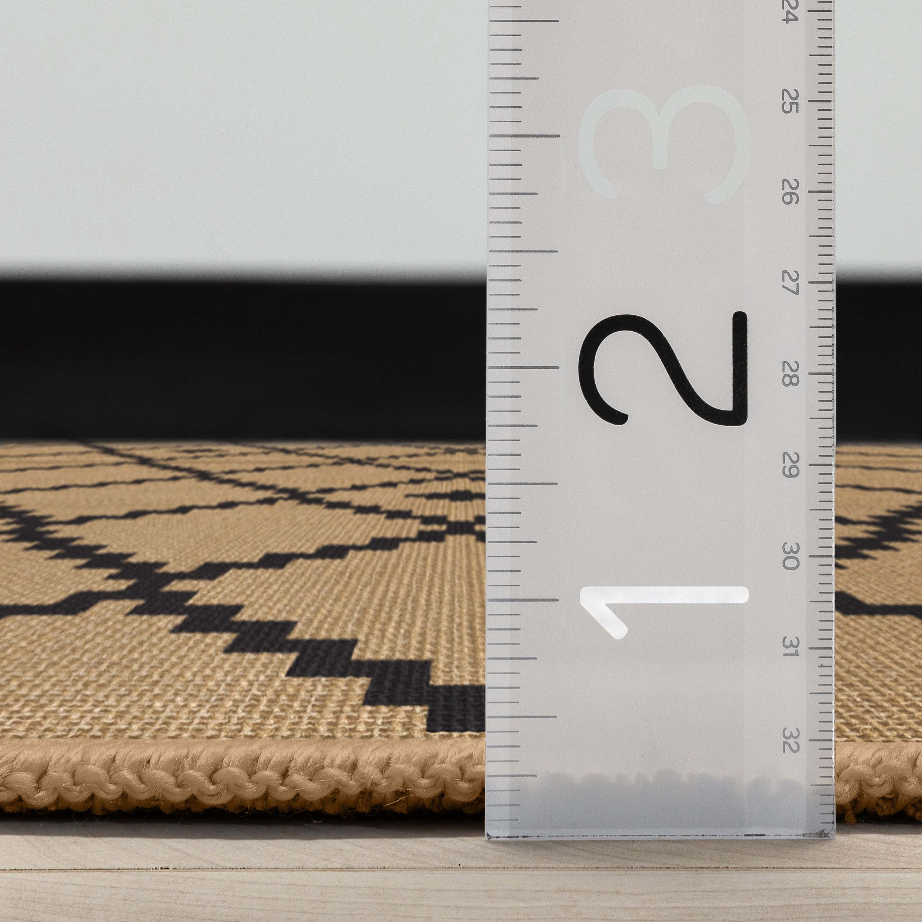 Well Woven Jute Akita Modern Moroccan Flat-Weave Black 2'3" x 7'3" Runner Rug
