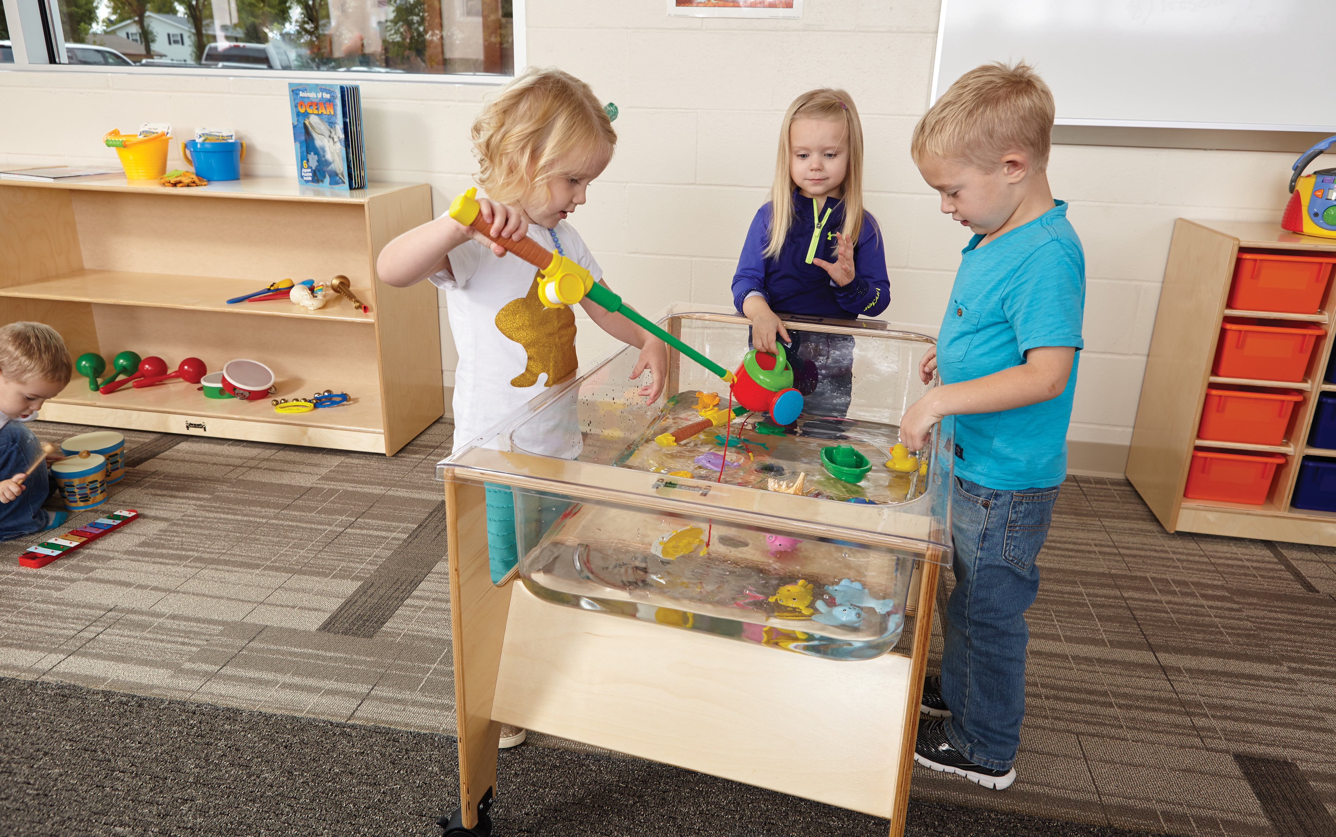 See-Thru Sensory Table