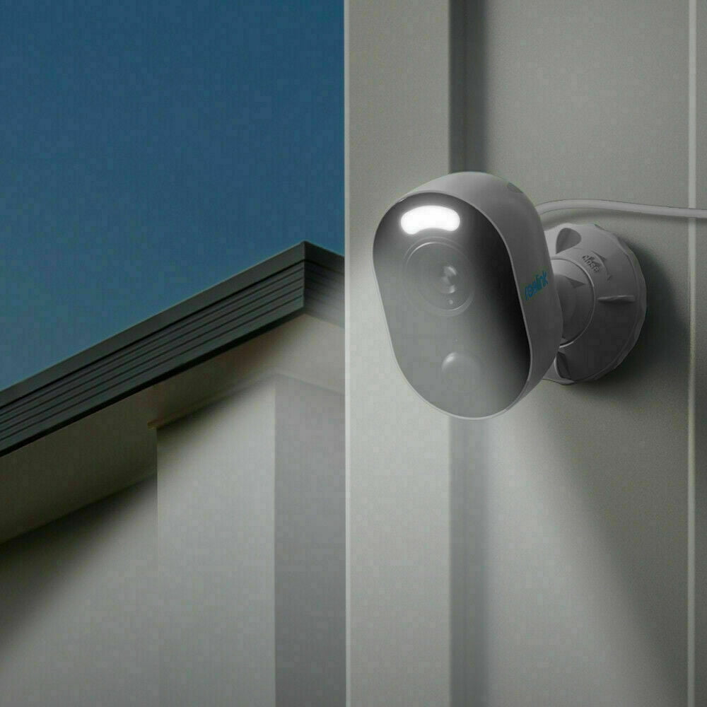 Reolink Lumus 2K 4MP Outdoor WiFi Security Camera with Spotlight, Color Night Vision, PIR Motion Alerts, 2-Way Talk, Siren, IP65 Waterproof, Cube Series Wireless