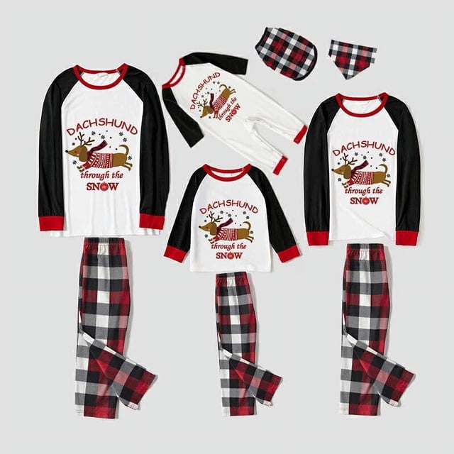 Pijamas familiares a juego de Navidad, conjunto de pijamas de Dachshund a través de la Blancanieves