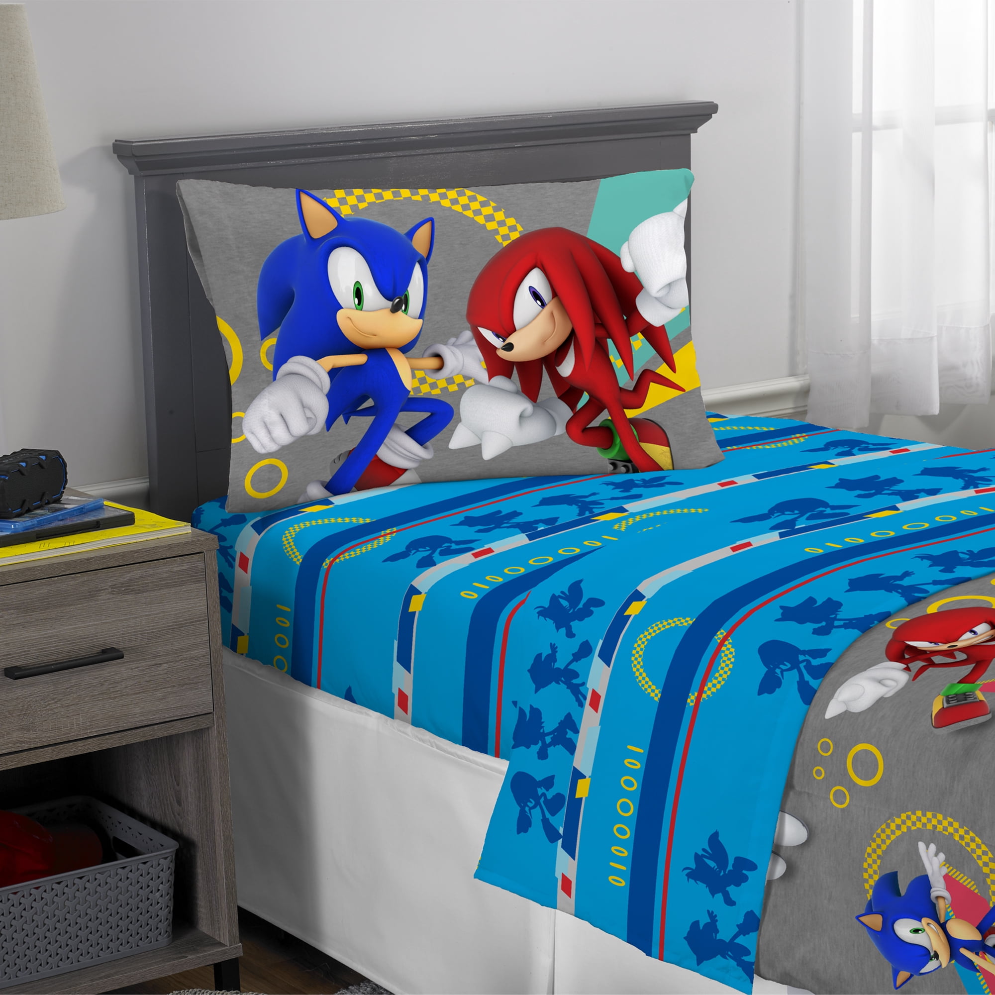 Sonic the Hedgehog Kids 5 Piece Reversible Comforter, Bed in a Bag, Twin