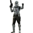 thumbnail image 1 of Figura Hot Toys Star Wars Rogue One: Assault Tank Commander,Articulado, 1:6 de escala Hot Toys SIXTH SCALE FIGURE, 1 of 6