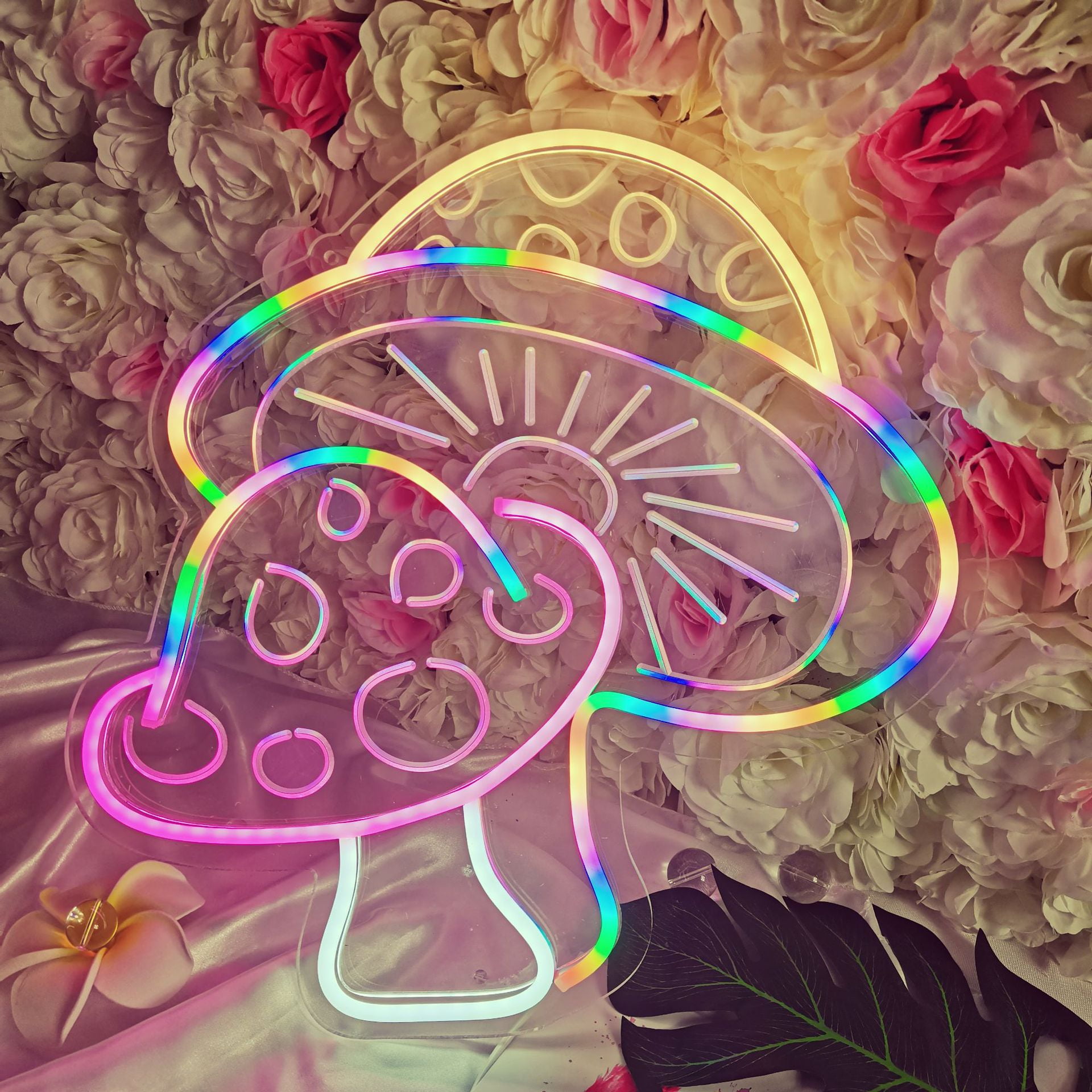 Mushroom Neon Sign with 3D Art,Powed by USB Neon Mushroom Sign