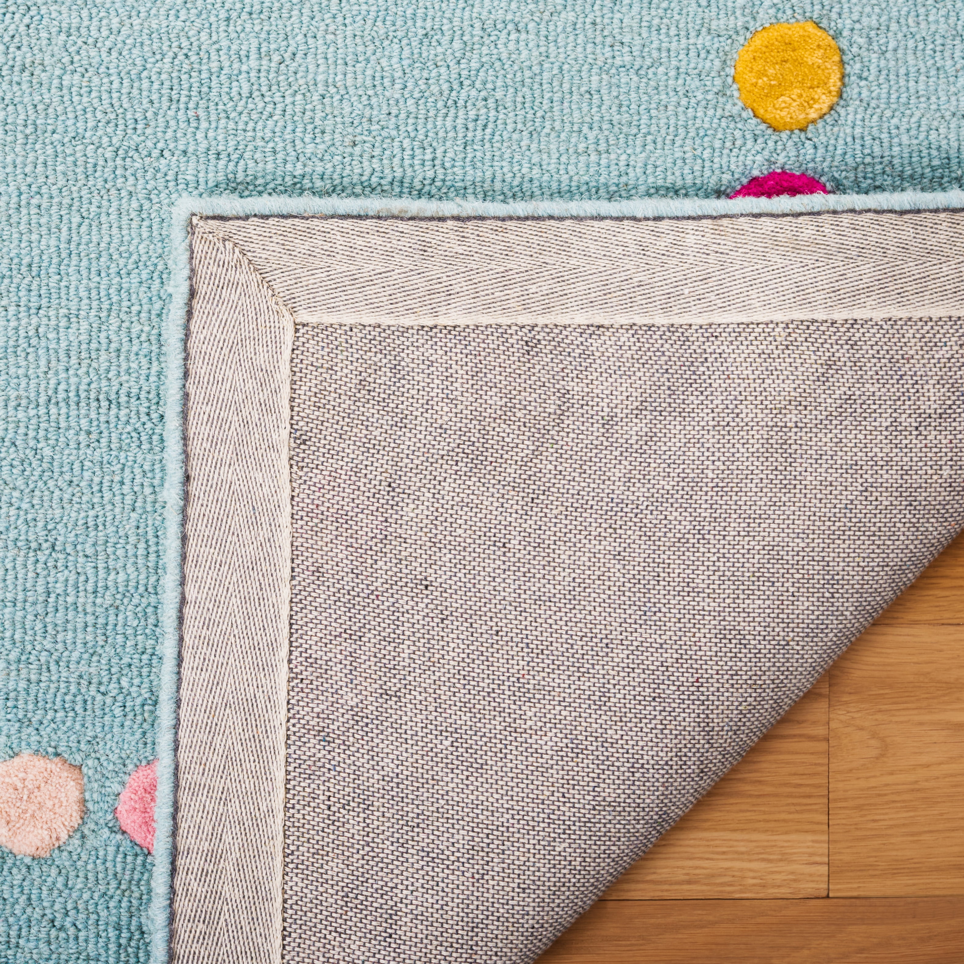 SAFAVIEH Kids Bordered Bold Polka Dots Area Rug, Blue/Pink, 4' x 6'