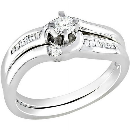 1/4 Carat T.W. Round and Baguette Diamond Bridal Ring Set in Sterling Silver