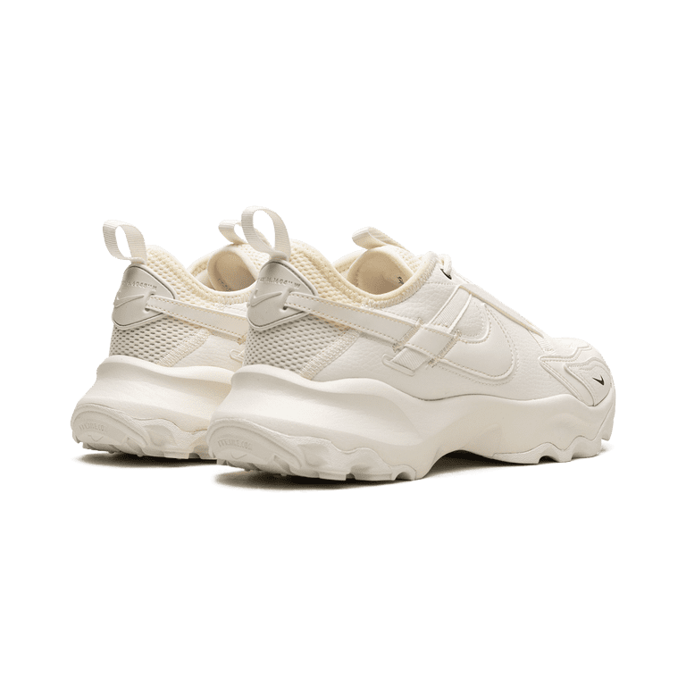NIKE WOMENS TC 7900 MNS WMNS DD9682 100 from Stadium Goods