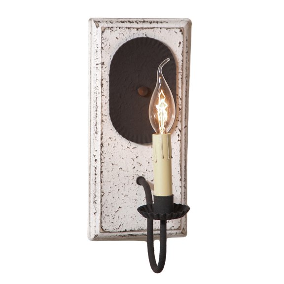 Irvins Country Tinware Wilcrest Sconce in Vintage White