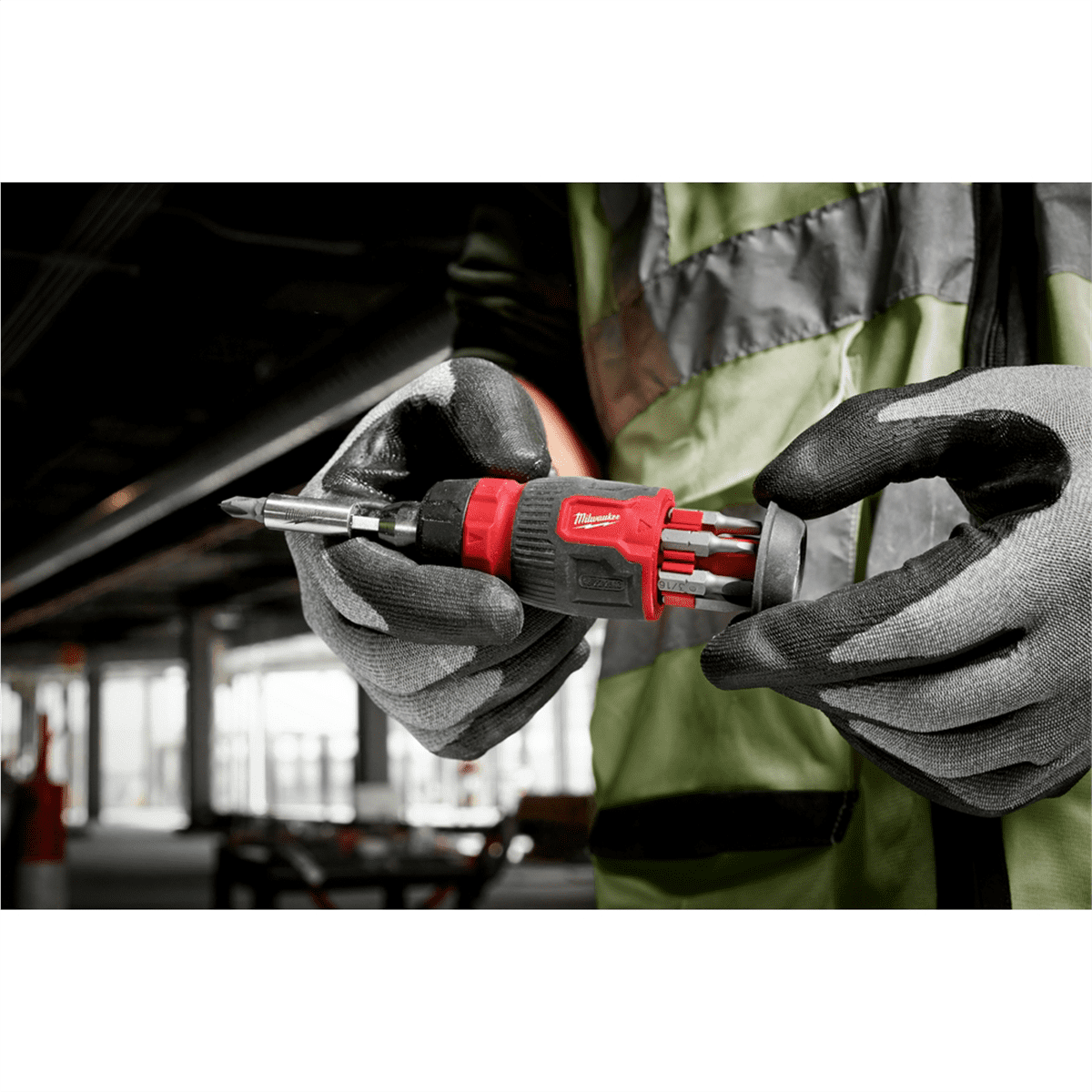 Milwaukee Tool 8-in-1 Ratcheting Compact Multi-Bit Screwdriver