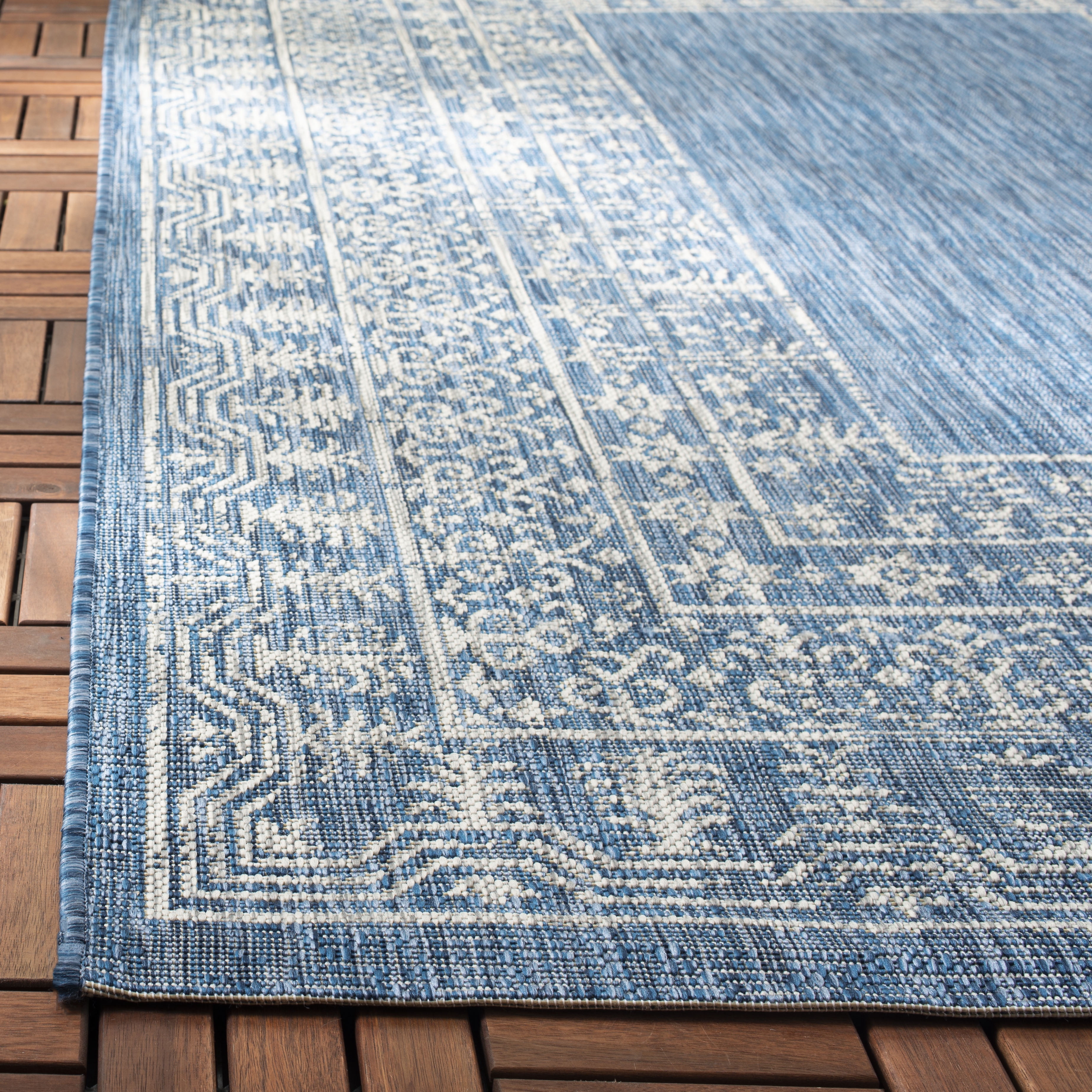 Safavieh Courtyard Jolyon Bordered Indoor/Outdoor Area Rug, Navy/Gray, 11' x 13'