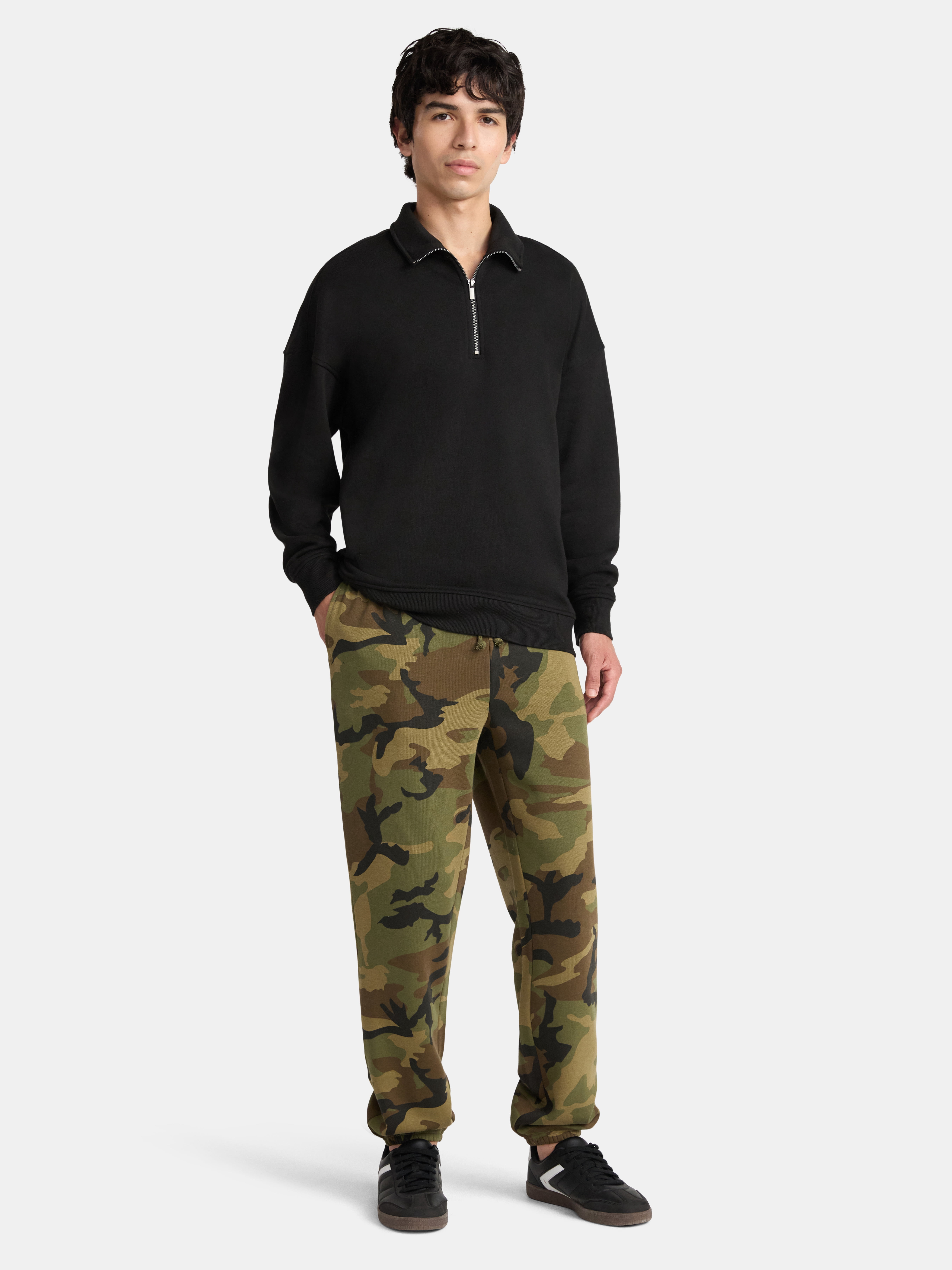 No Boundaries Oversized Quarter Zip Pullover with Long Sleeves, Men's & Big Men's