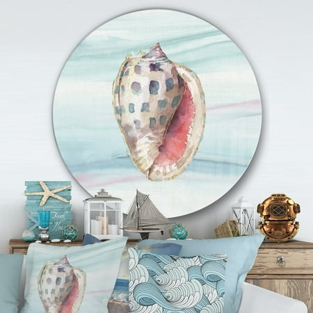 Sea Shell Design DESIGN ART Designart 'Gilded Sea Horn Shell on Blue' Nautical & Coastal Metal Circle Wall Art ()