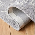 thumbnail image 5 of SAFAVIEH Micro-Loop Jaime Medallion Area Rug, Ivory/Grey, 8' x 10', 5 of 7