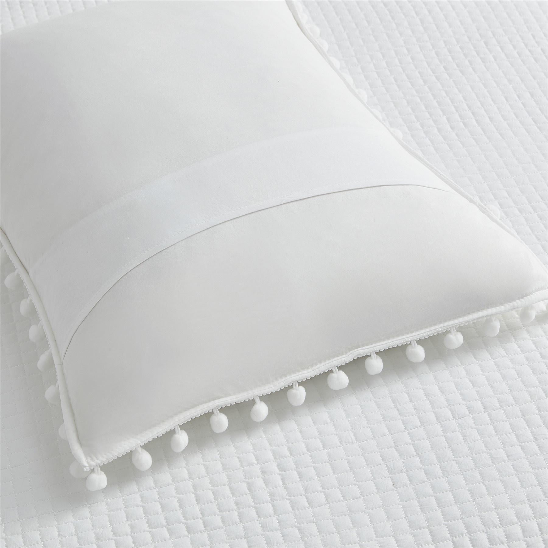 DBOZE Boho Pom Pom Ball Fringe King Quilt Sets, 3 Pieces White Lightweight Down Alternative Bedding Quilt Sets for all seasons