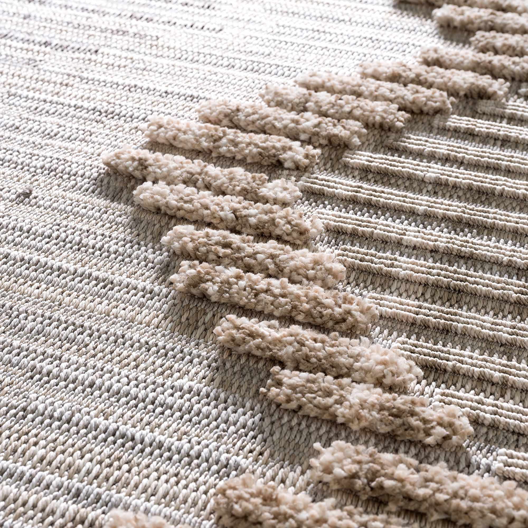 Hauteloom Maulawin Farmhouse Living Room Bedroom Southwestern Tribal Area Rug - Soft Shaggy High Low Carpet - High Pile - Bohemian, Boho - Gray, Brown, Beige, Cream - 5'3" x 7'