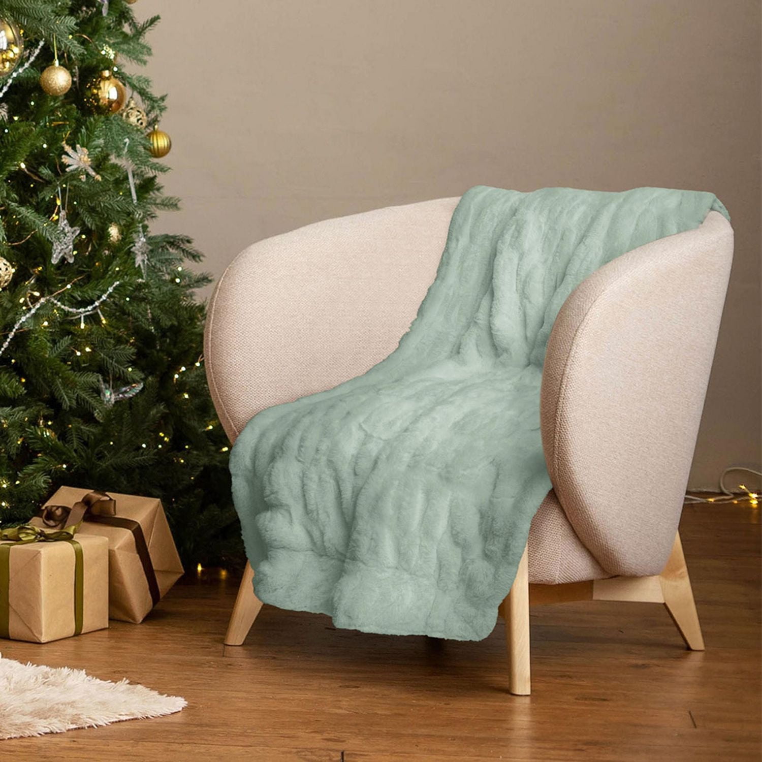 Faux Fur Throw Light Green