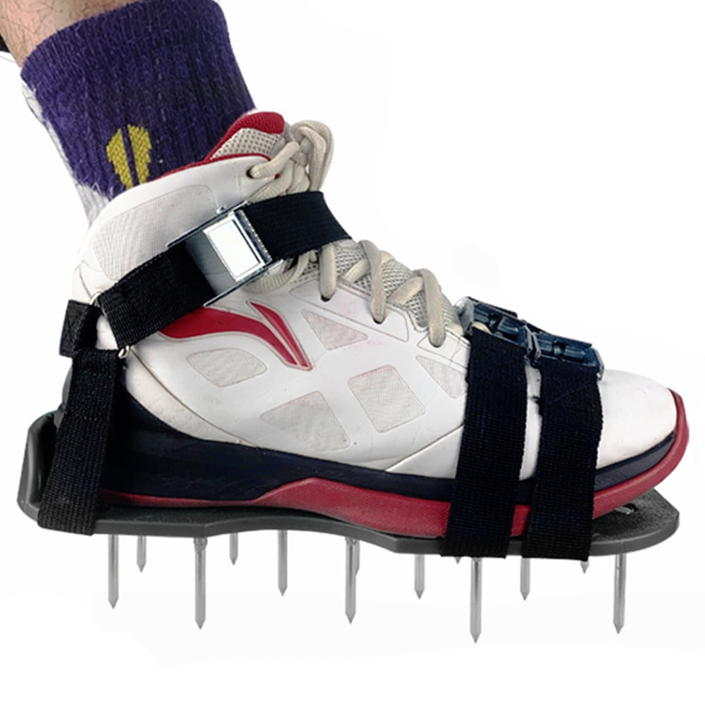 grass spikes athletics