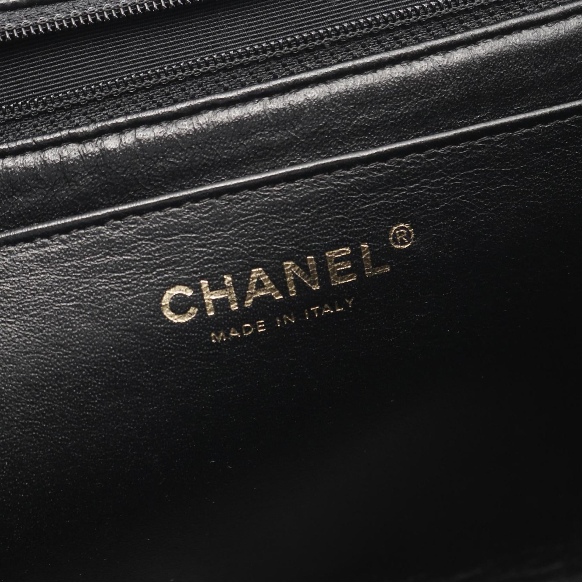 Pre-Owned CHANEL Deca Matelasse 30 Single Flap Shoulder Bag