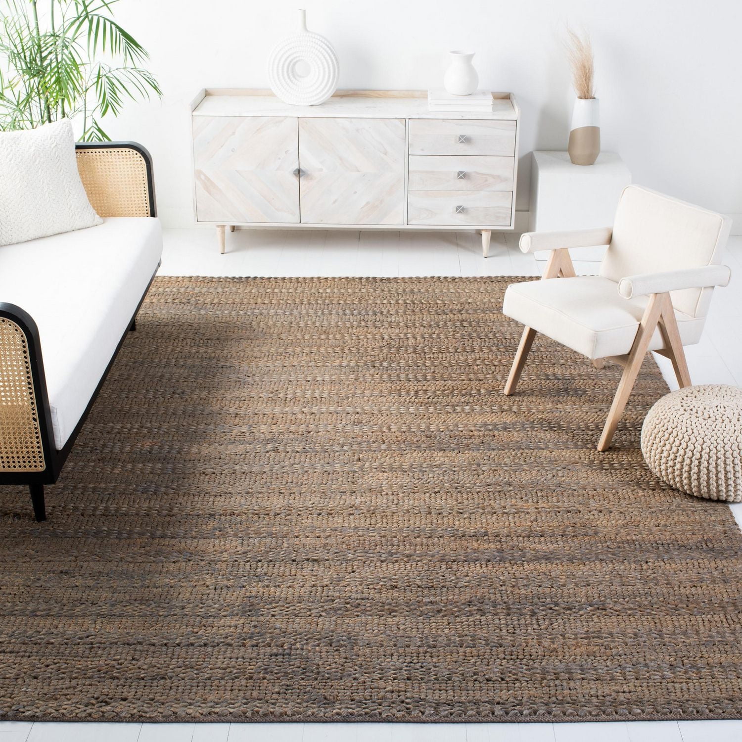 Safavieh Natural Fiber Henrika Braided Area Rug
