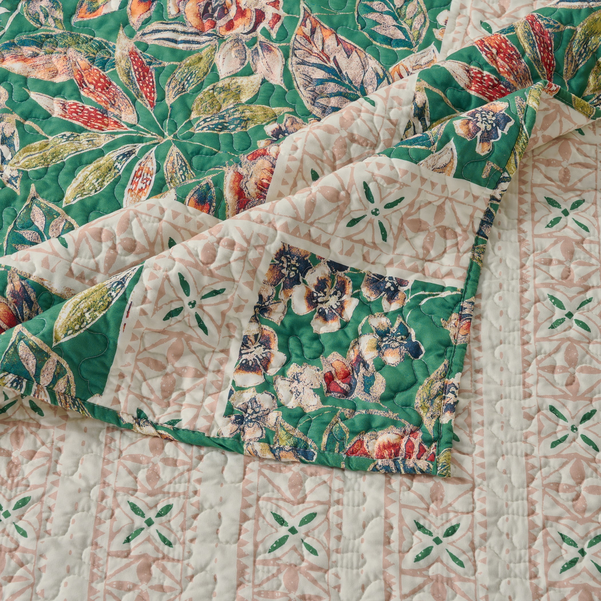 Greenland Home Kaia Polynesian Garden Reversible Throw Blanket, 50" x 60"