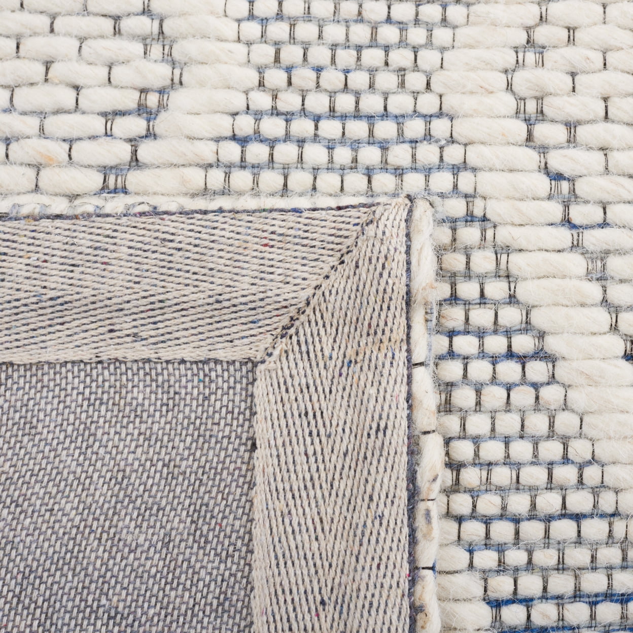 SAFAVIEH Marbella Asa Diamond Runner Rug, Navy/Ivory, 2'3" x 9'