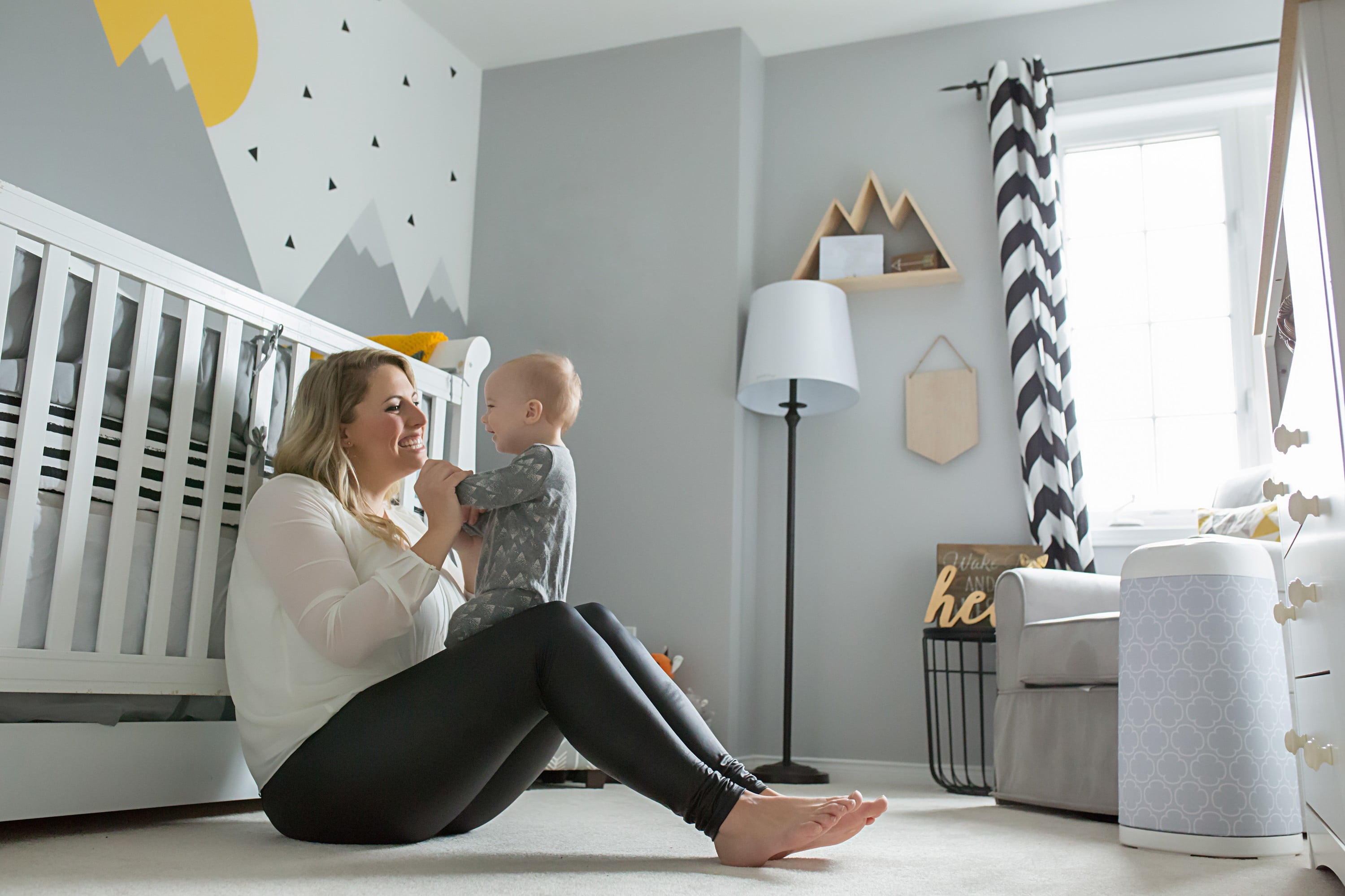 playtex diaper genie expressions customizable diaper pail with starter refill