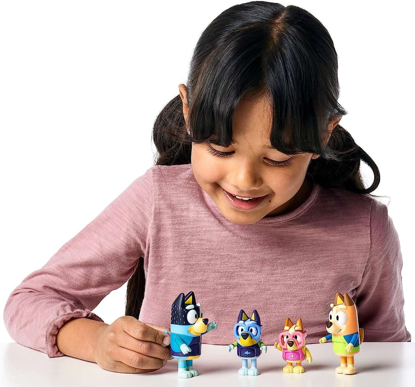 Bluey & Family Beach Day 4 Pack of 2.5-3" Possable Figures