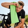 thumbnail image 4 of Set de toallas deportivas refrescantes - Toalla de microfibra que absorbe el sudor de secado rápido para gimnasio, correr, exterior, bolsa portátil de malla para guardar, 4 of 6