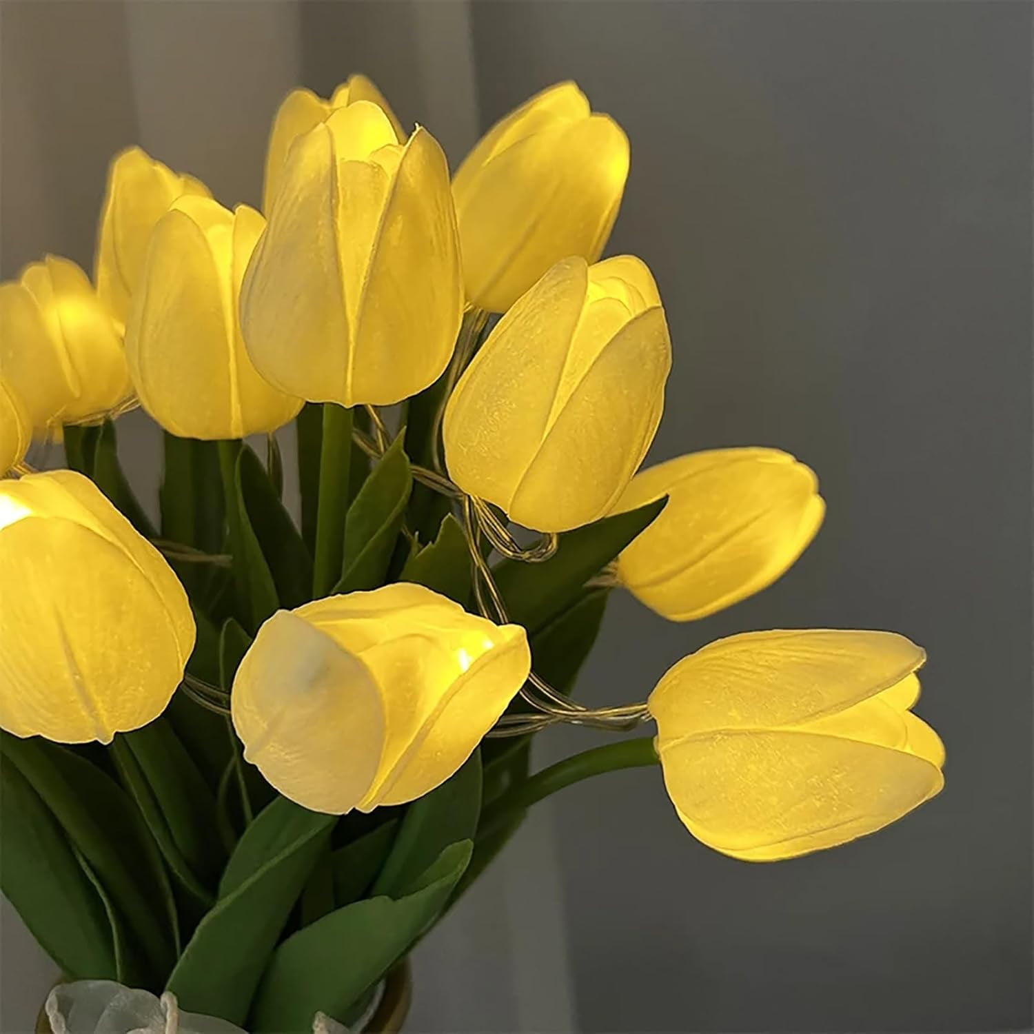 Artificial Tulip Flowers LED Lights Fake Tulips Bouquet Battery Powered Real Touch Led Night Light for Home Office Table Centerpiece Wedding