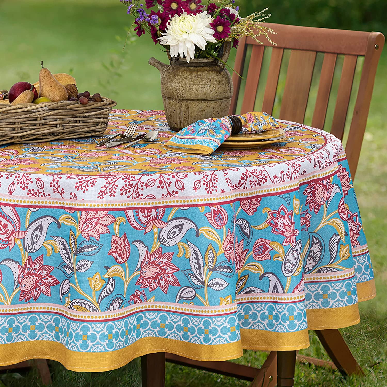 Belle Fleur Paisley Provence Bordered Print Country French Fabric Napkins  by Home Bargains Plus, Stain and Water Resistant, Wrinkle Free Floral  Tablecloth, Wrinkle Free Napkins, Set of 8 Napkins 