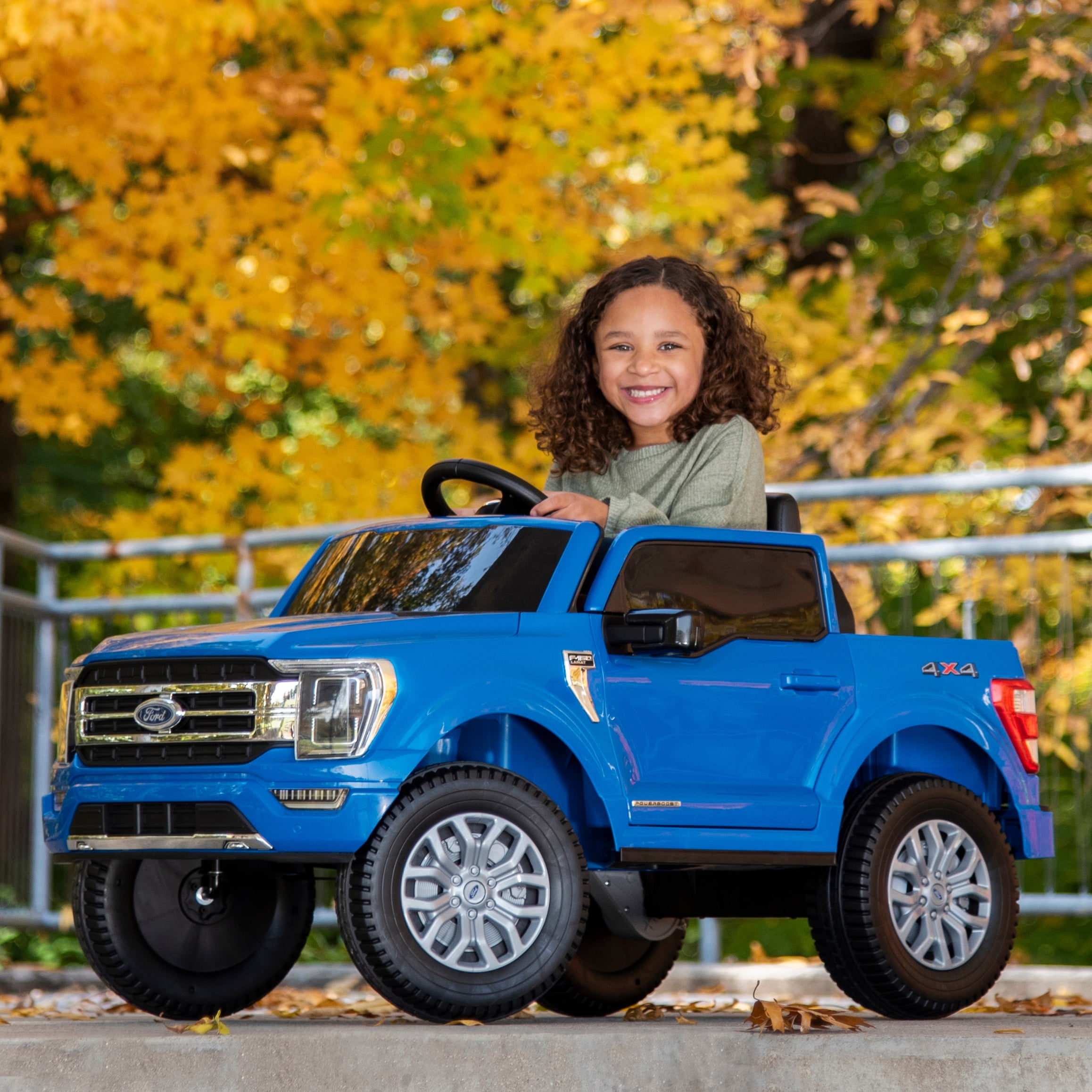 Ford F-150 6-Volt Ride-on Truck for Kids, Lightning Blue by Huffy 