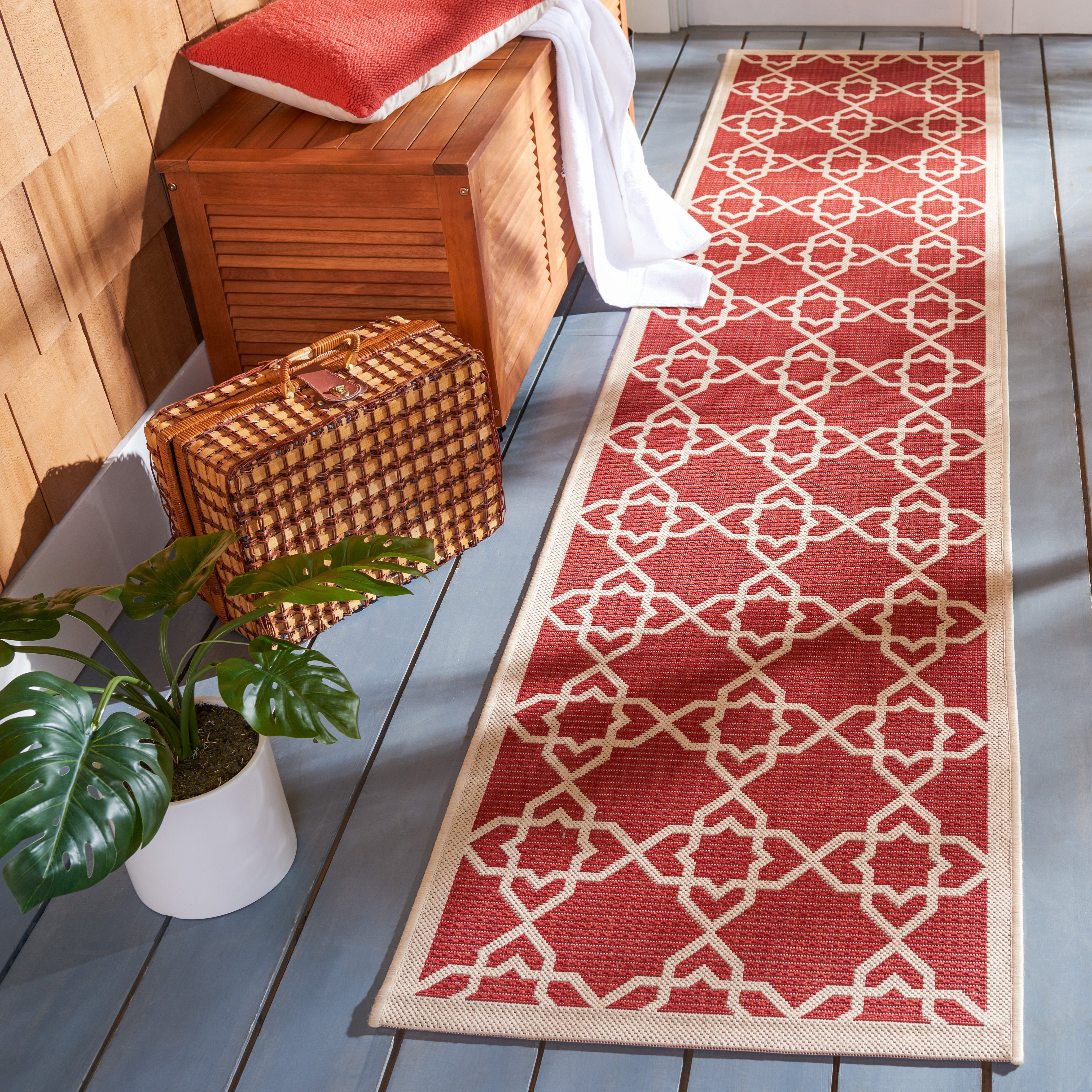 SAFAVIEH Courtyard Carol Geometric Indoor/Outdoor Runner Rug, 2'3" x 12', Red/Beige