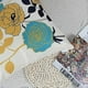 thumbnail image 4 of Juego de 4 fundas de cojín decorativas de lino amarillo y azul de 18 x 18 pulgadas con diseño floral y hojas, fundas de almohada cuadradas., 4 of 5